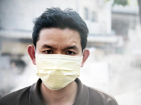 వైరస్ ఉన్న వ్యక్తుల వస్తువులను తాకితే..