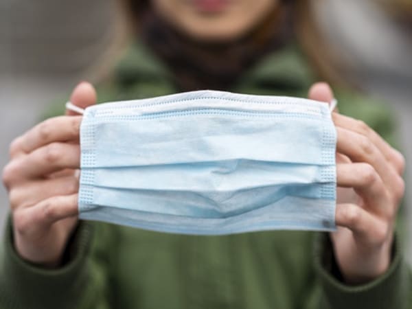 సర్జికల్ మాస్క్