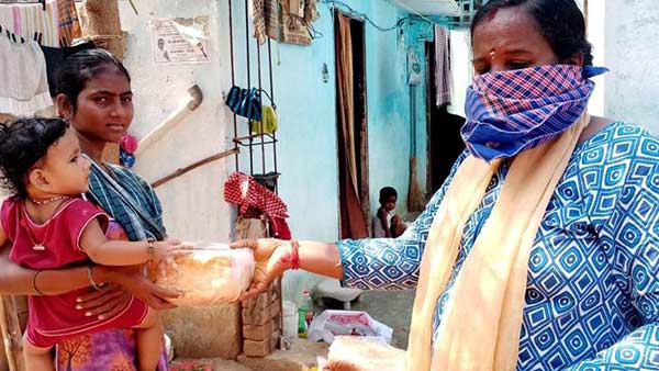 పేదలకు సహాయం చేయండి