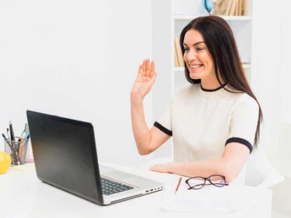 మీ సహోద్యోగులతో మాట్లాడండి 