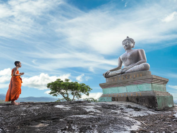 మీరే ఓ బ్రాండ్ గా.. మీరే ఓ బ్రాండ్ గా..