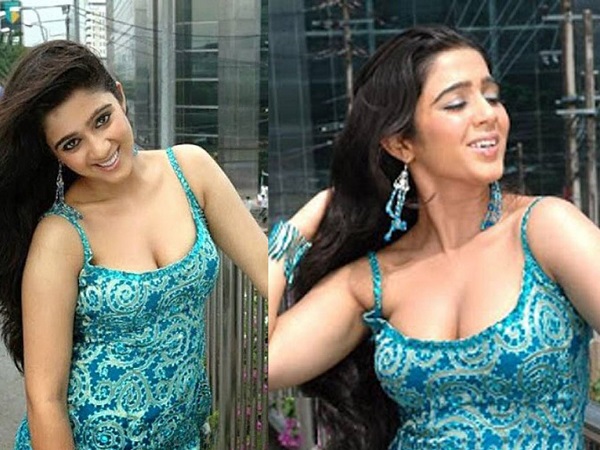 అందాల ఆరబోతలో మలుపు..