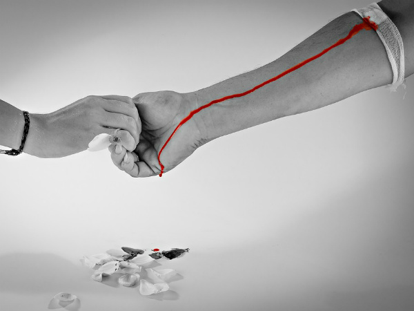 శరీరం నుండి రక్తం కోల్పోవడం: