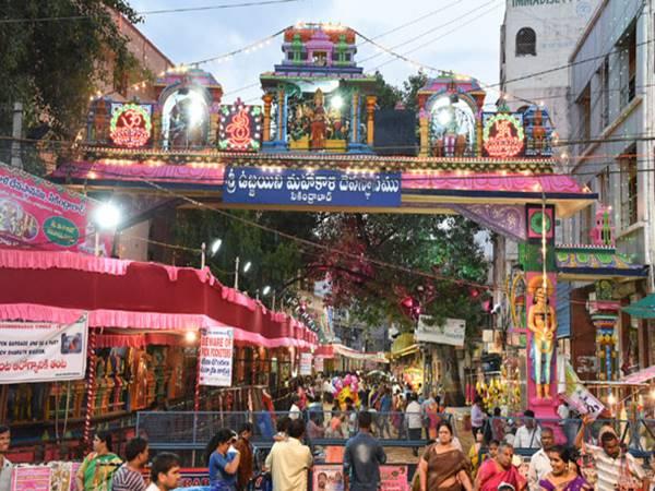 అమ్మవారు పుట్టింటికి..