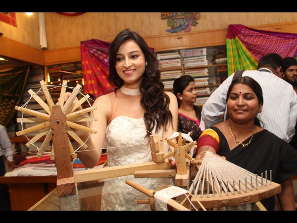 ఎగ్జిబిషన్ లేదని..