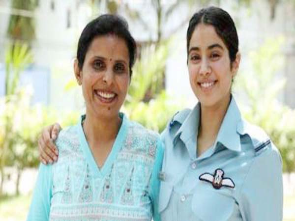 తొలి మహిళగా రికార్డు..