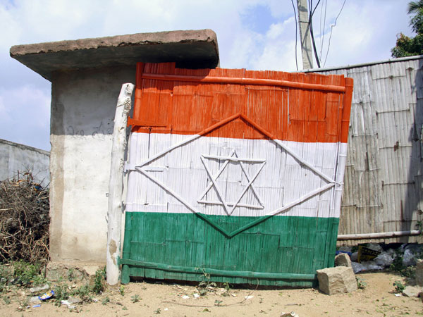 టపాసుల మోత..