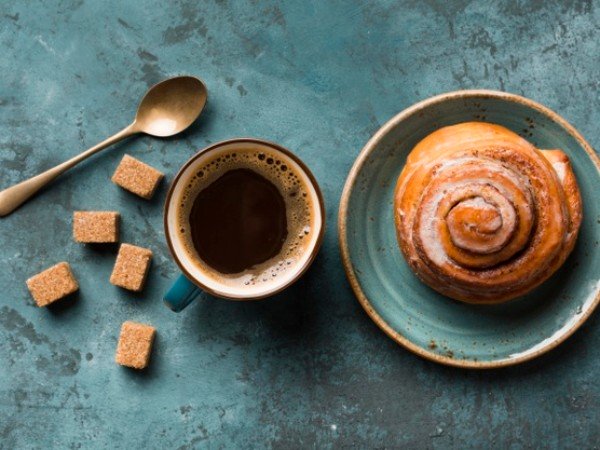 2. కాఫీ (చిన్న మొత్తంలో)