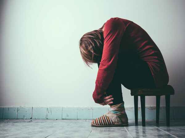 3. ఎవరితోనూ పరిచయం చేసుకోరు