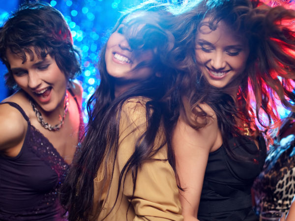 మర్యాదగా ప్రవర్తిస్తారు..