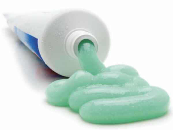 ఆనందాన్ని ఆస్వాదించలేరు..