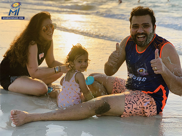 రితికా సపోర్ట్..