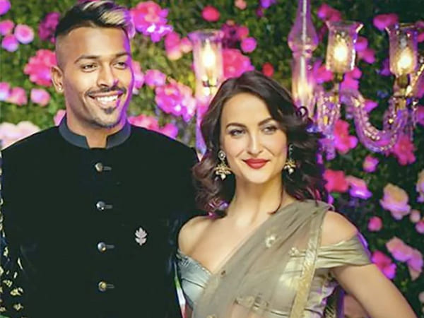 హార్దిక్ పాండ్య-ఎల్లీ అవ్రమ్..