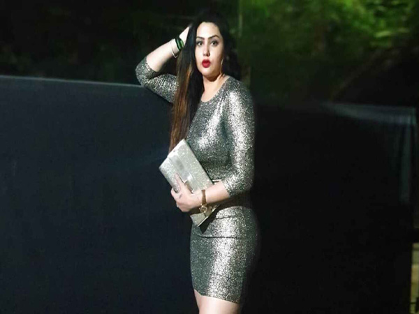 మీకు అండగా..