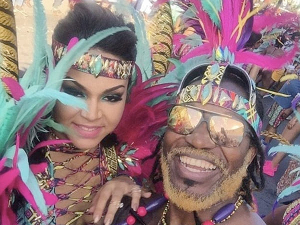 గేల్-నటాషా..