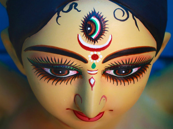 5. తల్లులను గౌరవించండి: