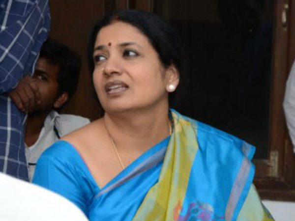 హైదరాబాదులో స్నేహం..