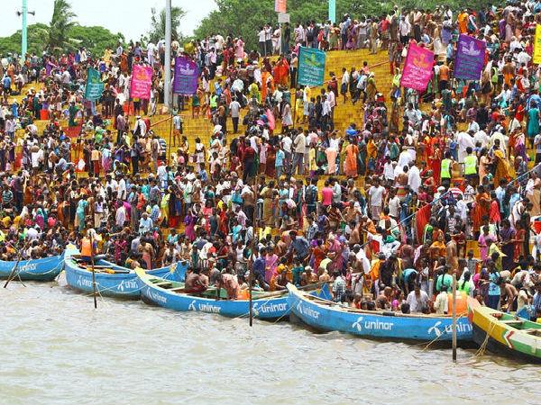 కర్నాటకలో మొదలై..
