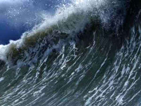 సునామీ ఎక్కడి నుండి..