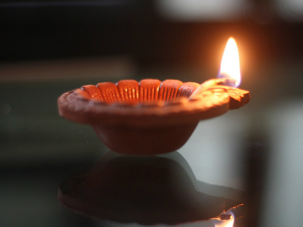 ఆవు నెయ్యిలో..