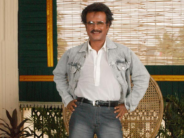 సింపుల్ లుక్..