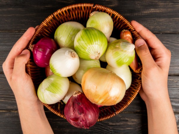  6. రక్తం రక్తం పల్చబడటానికి గుణాలు ఉన్నాయి