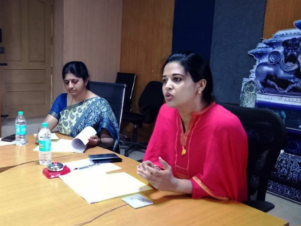 కోర్టులో విజయం సాధించి..