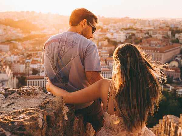 భాగస్వామికి ప్రశంసలు..