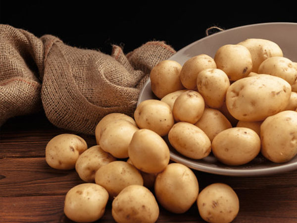 బంగాళాదుంప పుదీనా మాస్క్