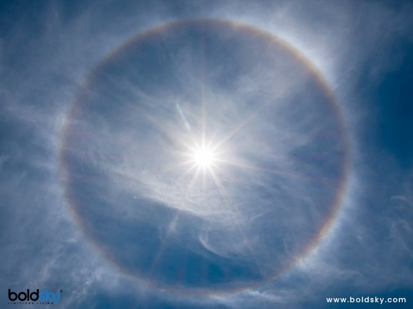 Sun Halo - What Is It, What Causes It and All you need to know about Rainbow Ring around Sun in Telugu
