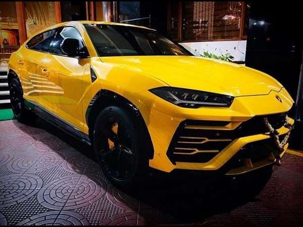 కారు కొనేటప్పుడు..