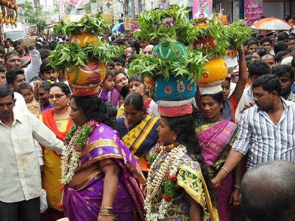 బోనాల ఉత్సవాలు.. 