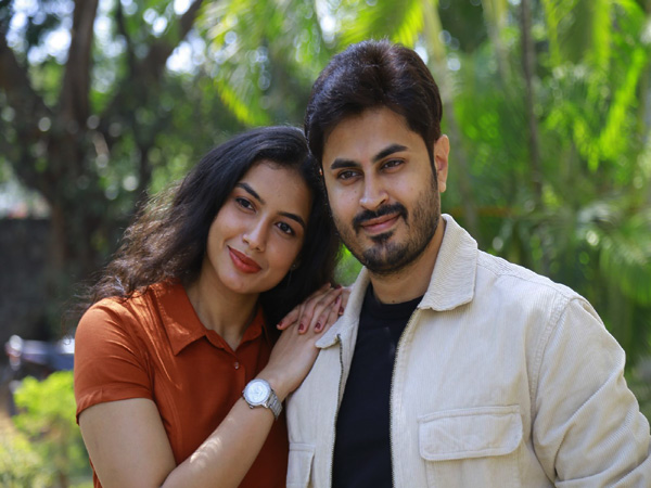 ప్రత్యేక భంగిమలు..