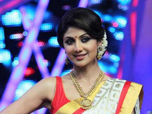 శిల్పాశెట్టి..