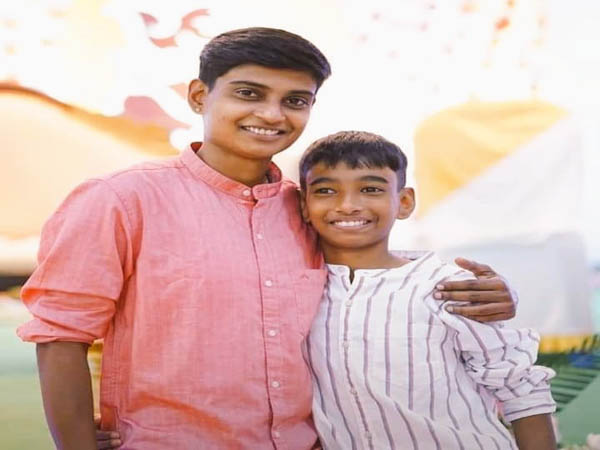 ఓ వ్యక్తి సలహాతో..