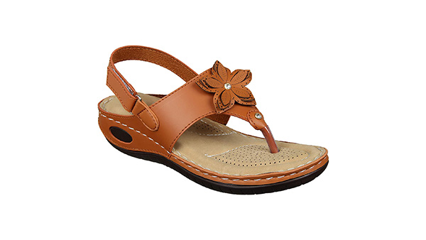 XE లుక్స్ ఉన్న మహిళలకు సౌకర్యవంతమైన డేన్ ఫ్లాట్ చెప్పులు