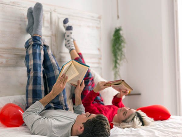 Most Common Reasons Why Married Couples Stop Having Romance