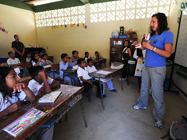 వరల్డ్ టీచర్స్ డే ప్రాముఖ్యత..