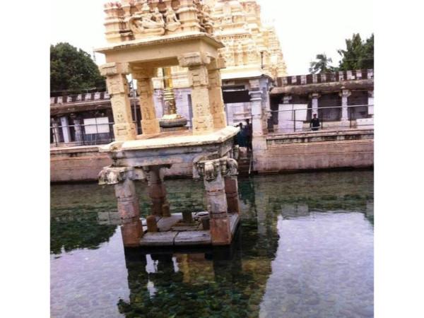 స్వచ్ఛమైన నీరు..