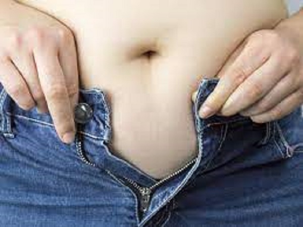 టైట్ దుస్తులు ధరించడం మానుకోండి