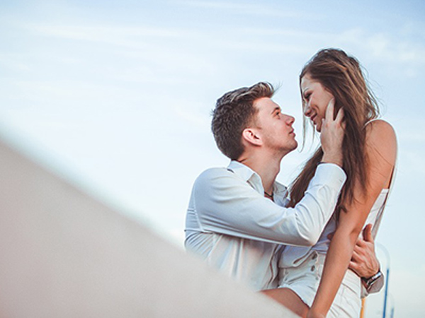 నిజమైన ప్రేమలో..