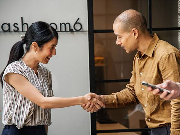 ప్రతిచోటా మరియు ఎల్లప్పుడూ స్త్రీలను గౌరవించండి