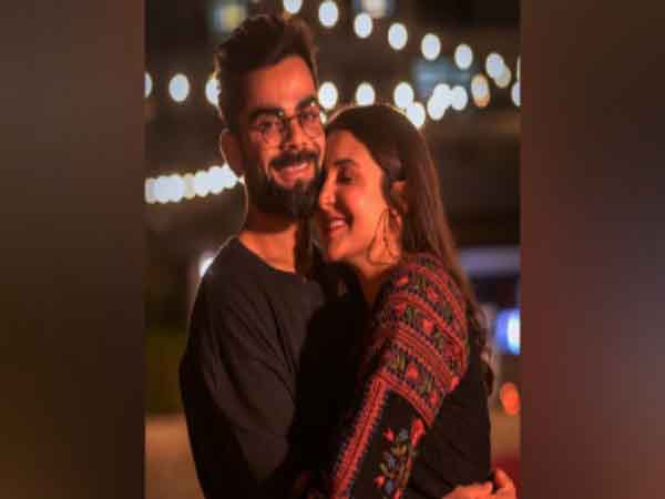 ప్రేమ కౌగిలింత.. ప్రేమ కౌగిలింత..