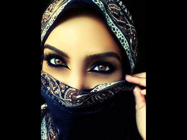 బురఖాలో..