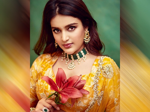 ఎల్లో డ్రస్ లో..