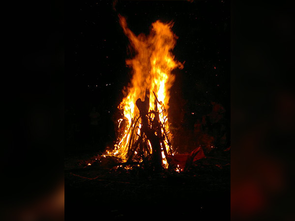 హోలిక దహనం (మార్చి 17, 2022)