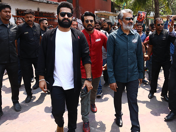 ఫుట్ వేర్ విషయంలో..