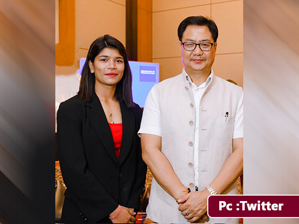 మేరీకోమ్ సరసన సగర్వంగా..