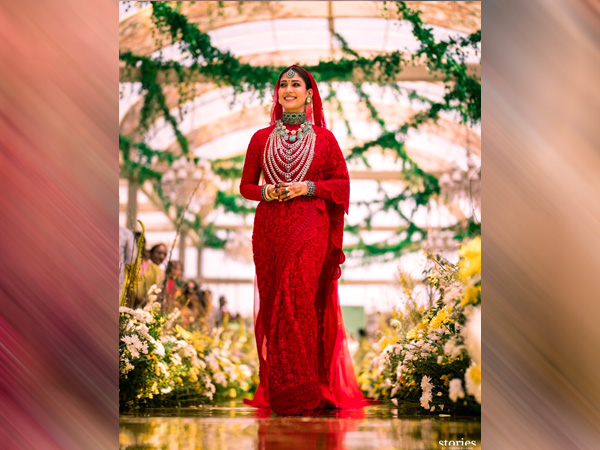 Nayanthara-Vignesh Shivan Wedding Dress