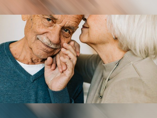 2.కేరింగ్ చూపించడం